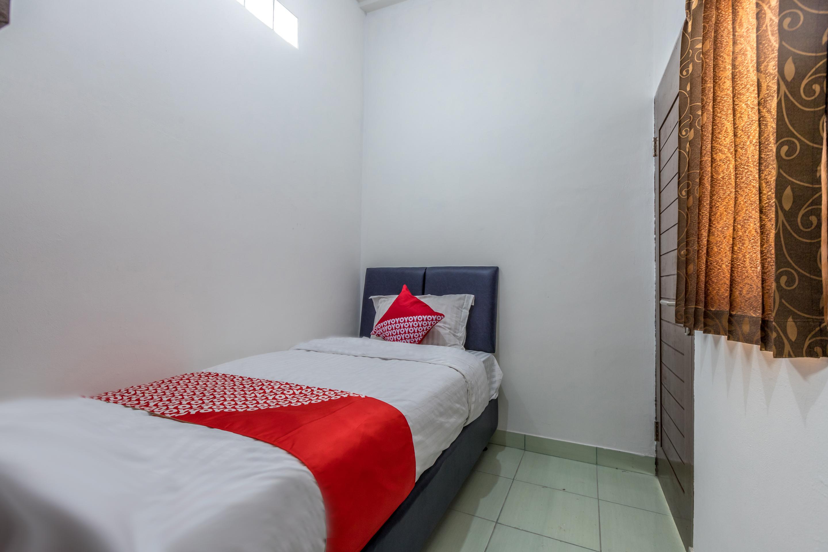 Super Oyo 1487 Residence Khoe Yakarta Exterior foto