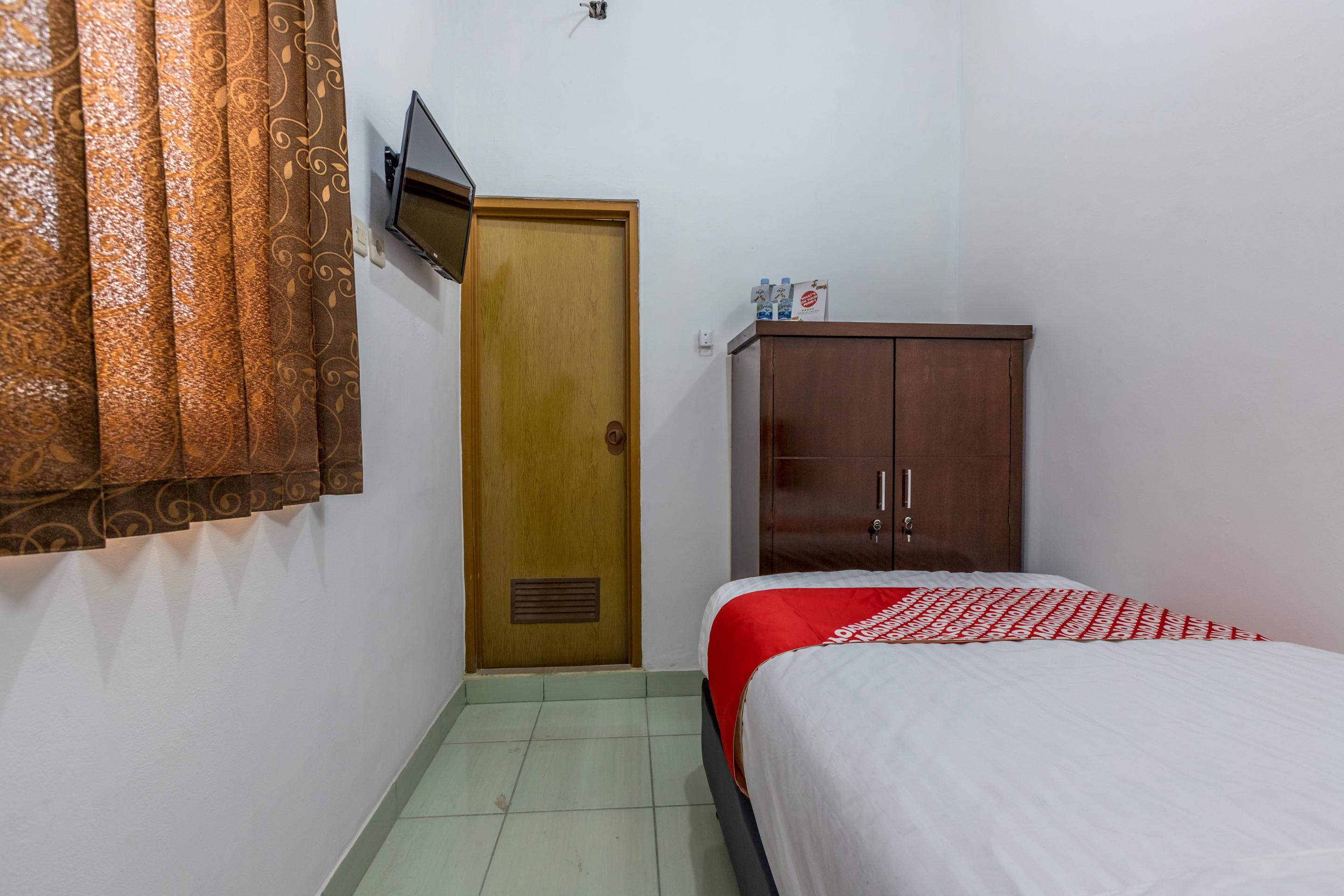 Super Oyo 1487 Residence Khoe Yakarta Exterior foto