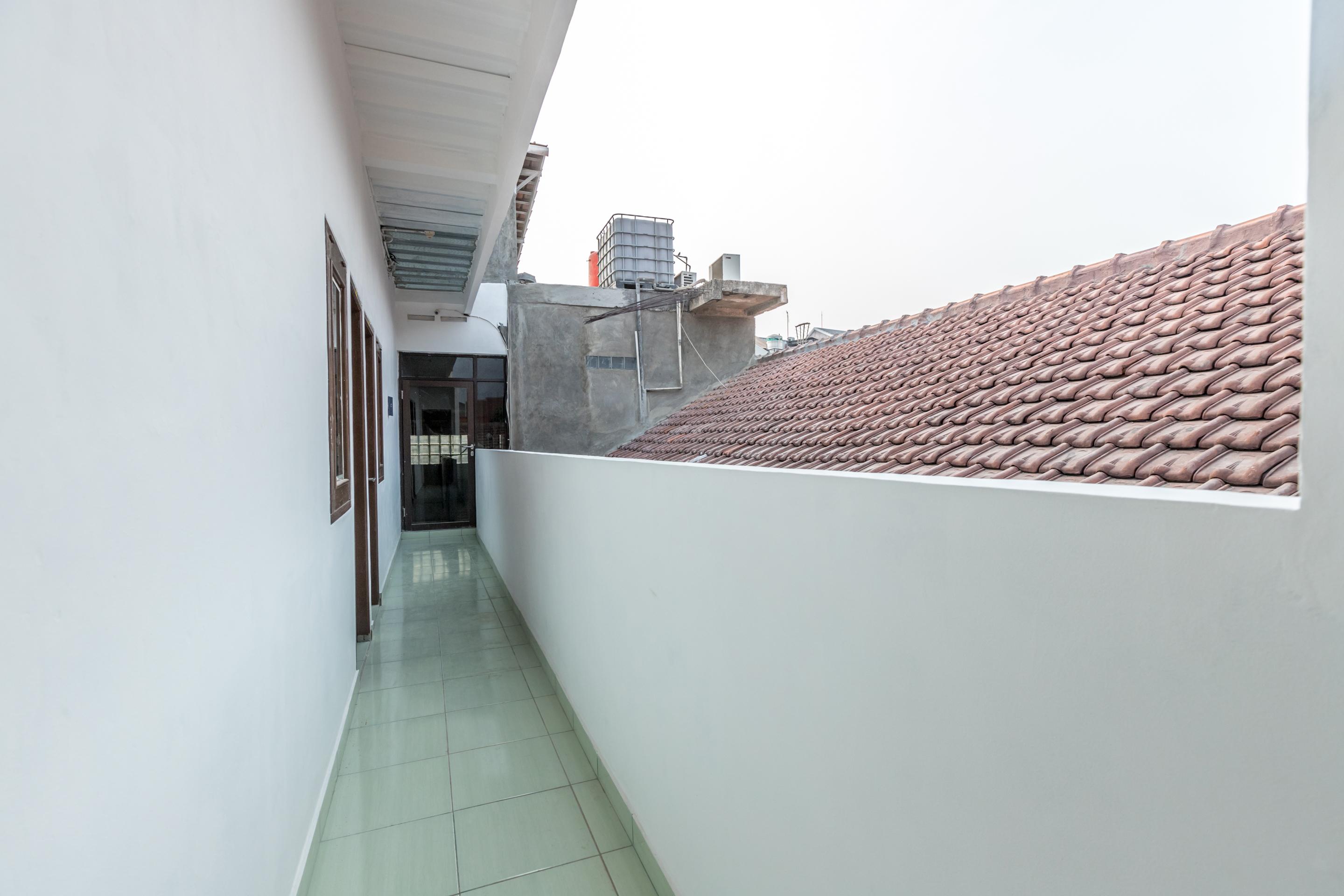 Super Oyo 1487 Residence Khoe Yakarta Exterior foto