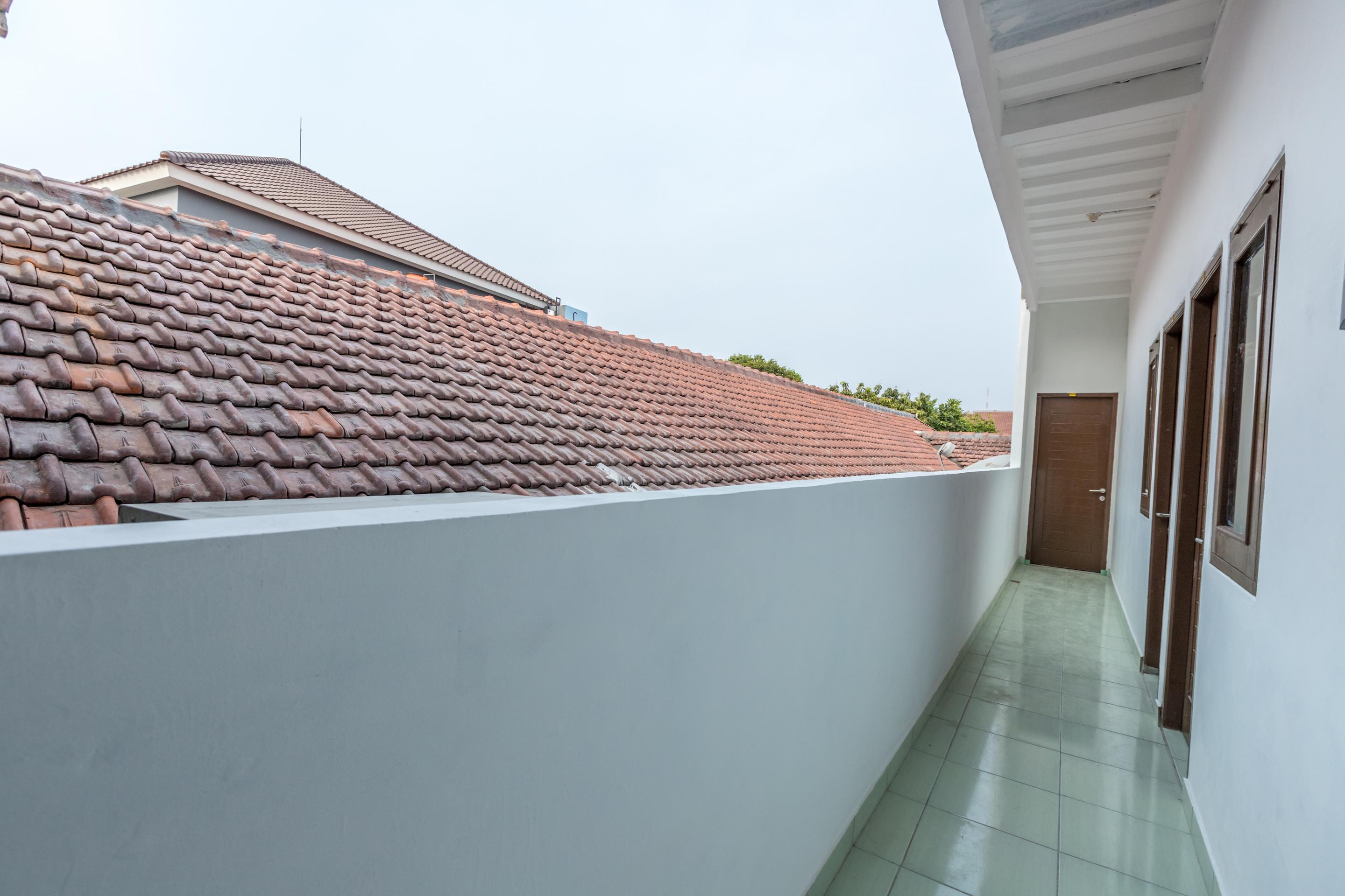 Super Oyo 1487 Residence Khoe Yakarta Exterior foto