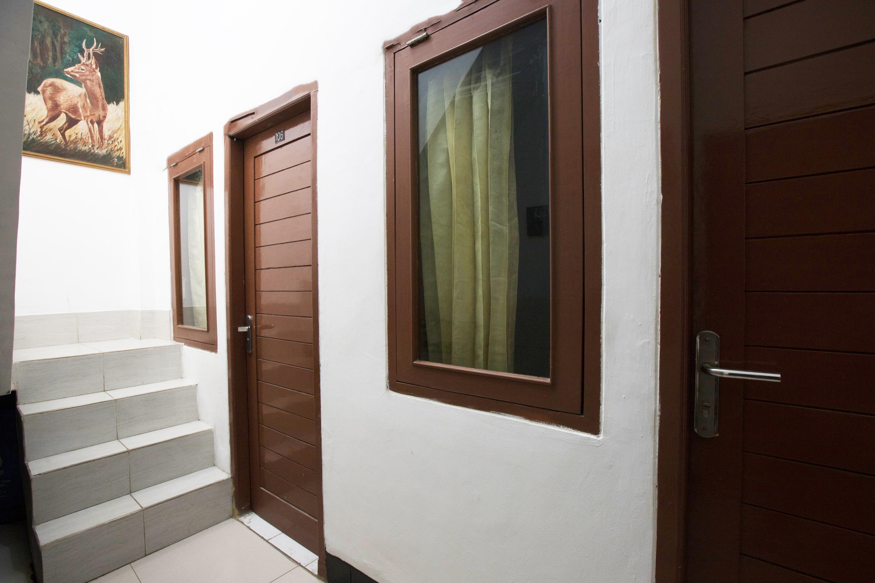 Super Oyo 1487 Residence Khoe Yakarta Exterior foto